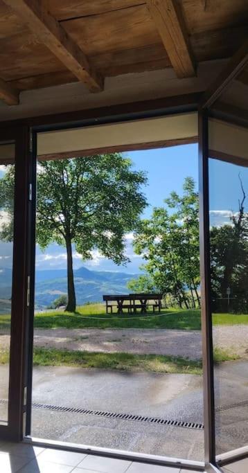 Borgo Doccia 905 Bed & Breakfast Montese Exterior photo